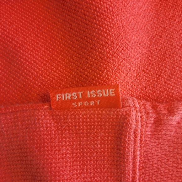 First Issue Top - Picture 5 of 6